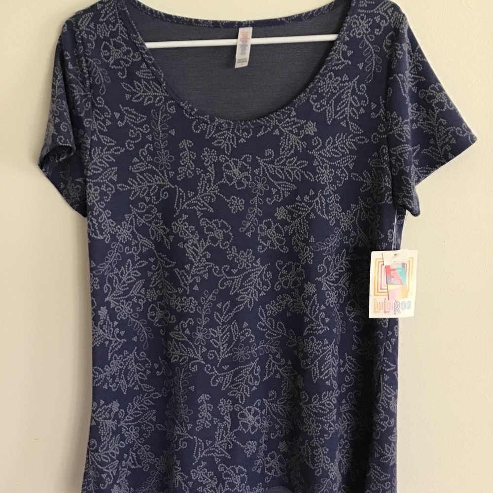 LuLaRoe Classic Tee size S